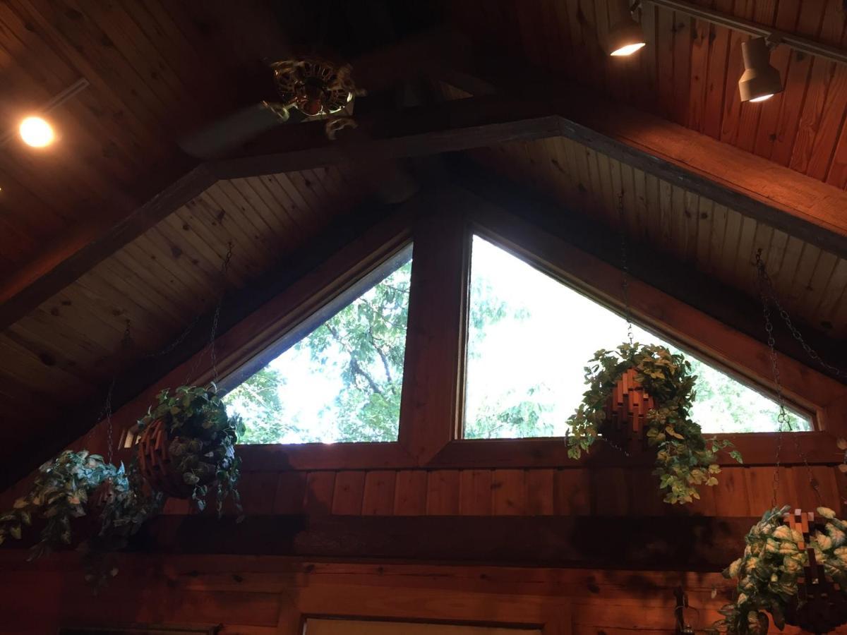 Cherokee Mountain Log Cabins Eureka Springs Dış mekan fotoğraf