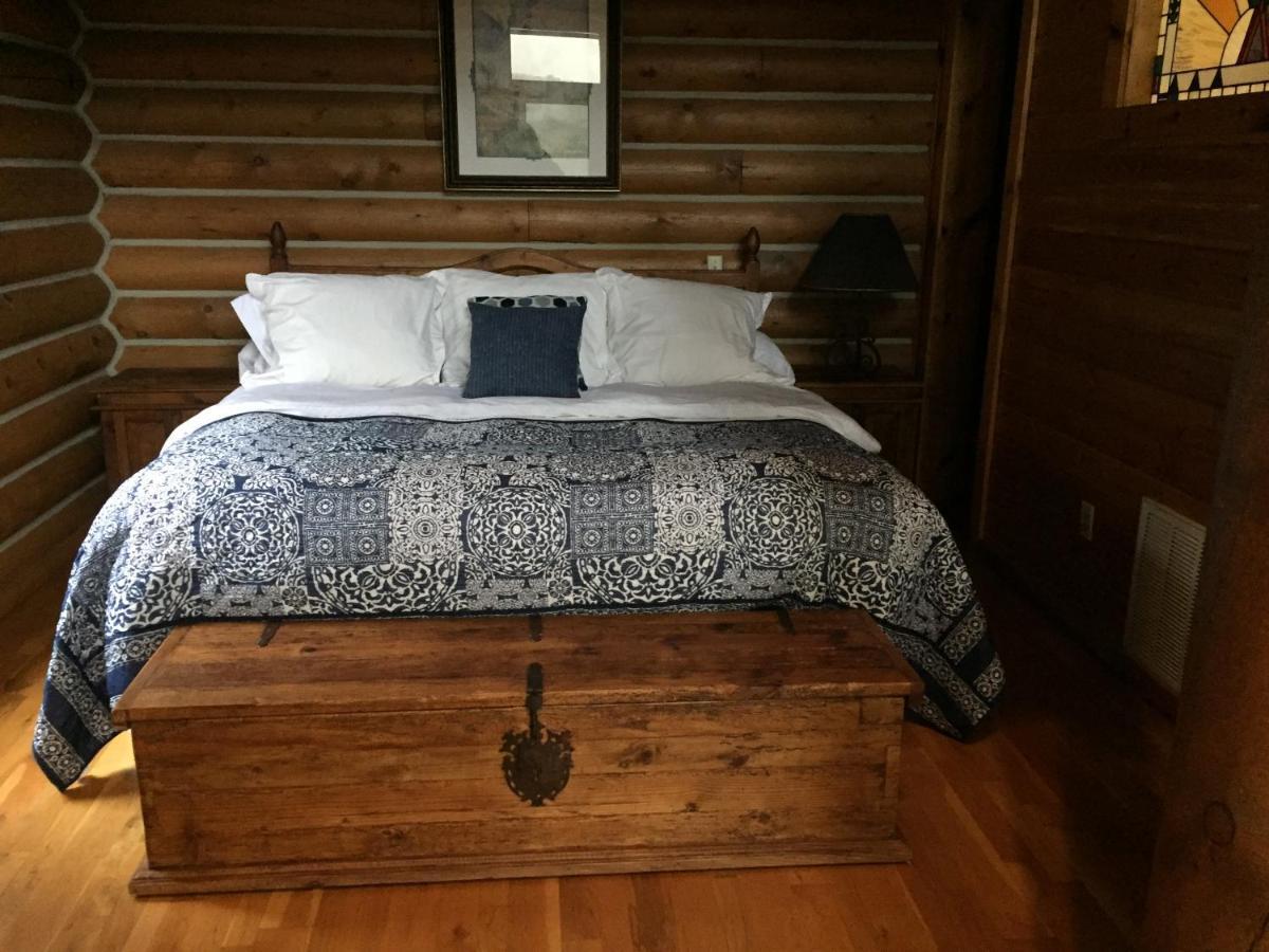 Cherokee Mountain Log Cabins Eureka Springs Dış mekan fotoğraf