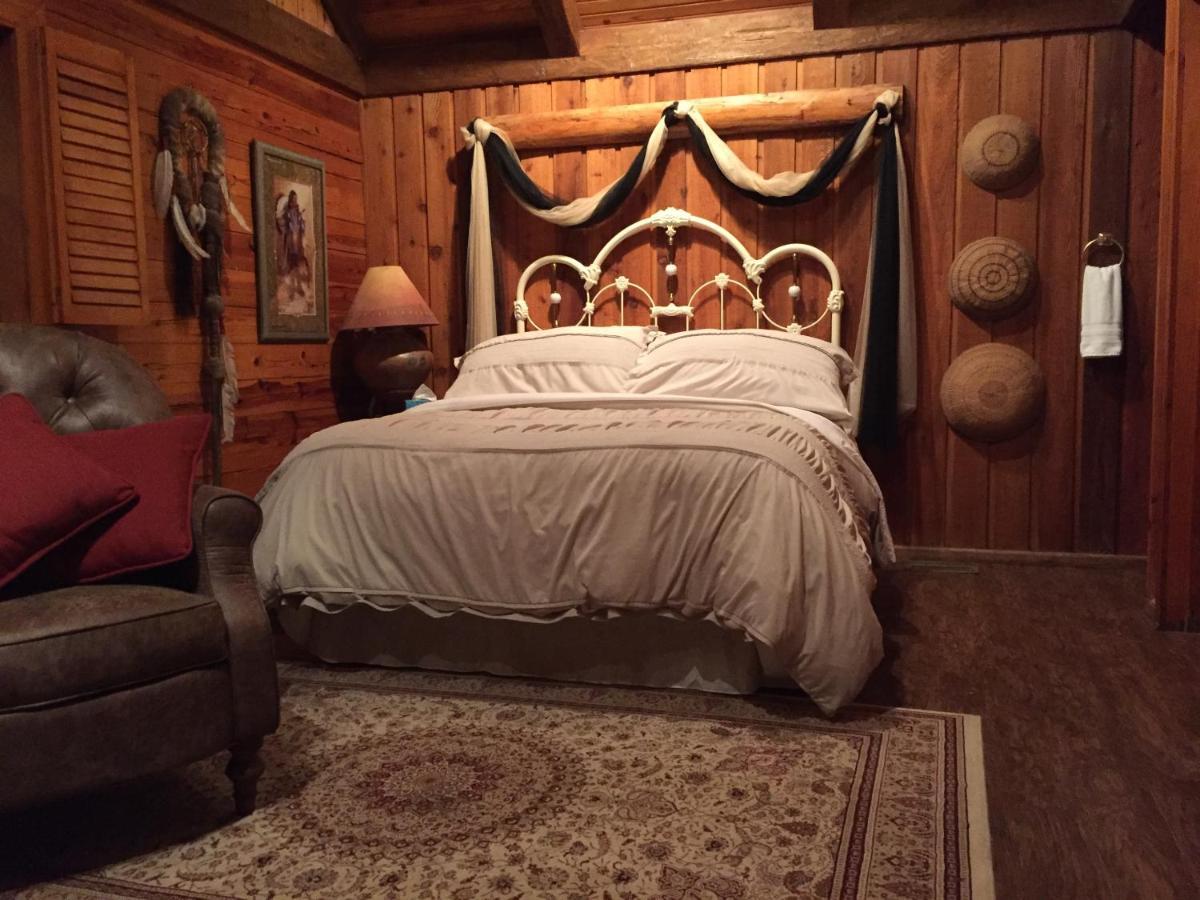 Cherokee Mountain Log Cabins Eureka Springs Dış mekan fotoğraf